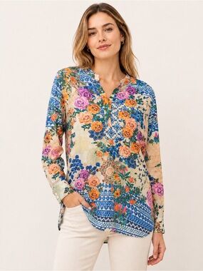 Toscee Floral V-Neck Blouse in Multicolor Rose Print L